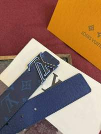 Picture of Louis Vuitton Belts _SKUfw240127037fw